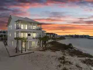 Exceptional Navarre Beach Retreat