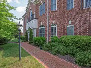 Exquisite Hamstead End Unit