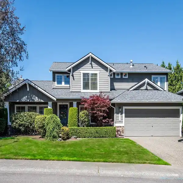 HISTORIC CHARM MEETS MODERN ACREAGE LIVING