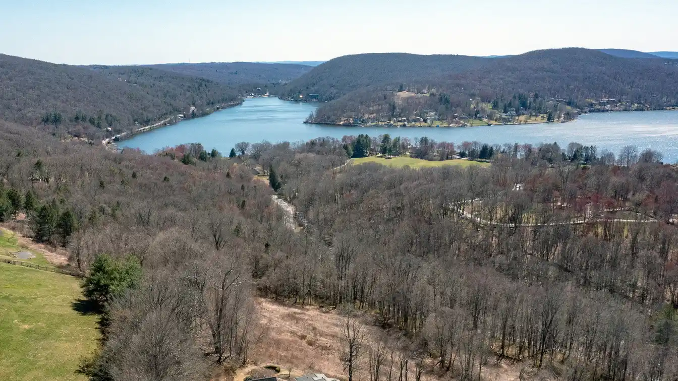 16-acre Estate with Stunning Views
