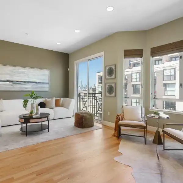 HOUSE-LIKE TWO-LEVEL CONDOMINIUM