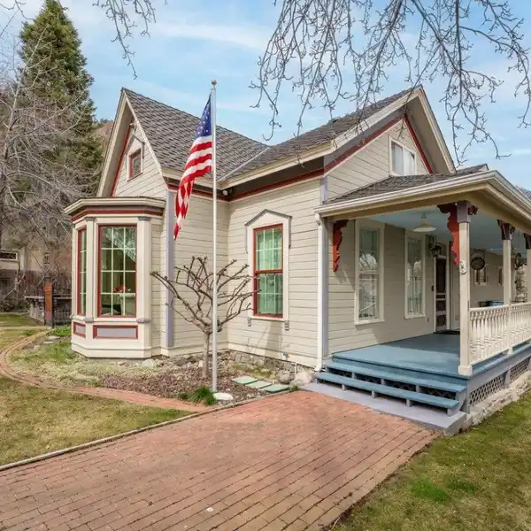 THE BLOSSOM-YOUNG HOUSE