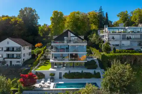 Exclusive Duplex Penthouse with Breathtaking Lake Views in Rüschlikon