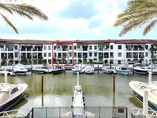 Exquisite Condo at Naples Bay Resort