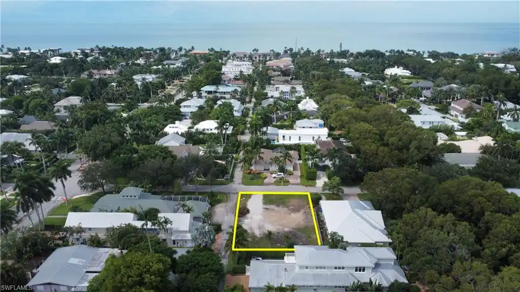 Prime Lot for a Future Coastal Home