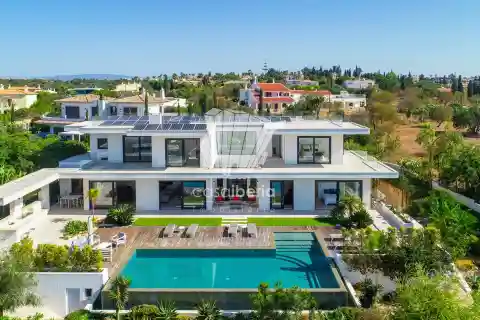Magnificent Villa with Breathtaking Sea Views