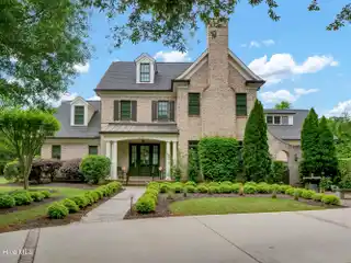 Luxury Living in the Heart of Landfall