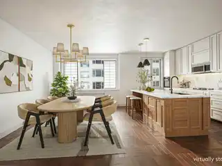 Triple-Exposure Classic 7 with Panoramic City Views