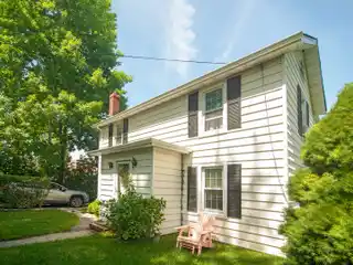 Stunningly-Renovated Classic in Sag Harbor Village