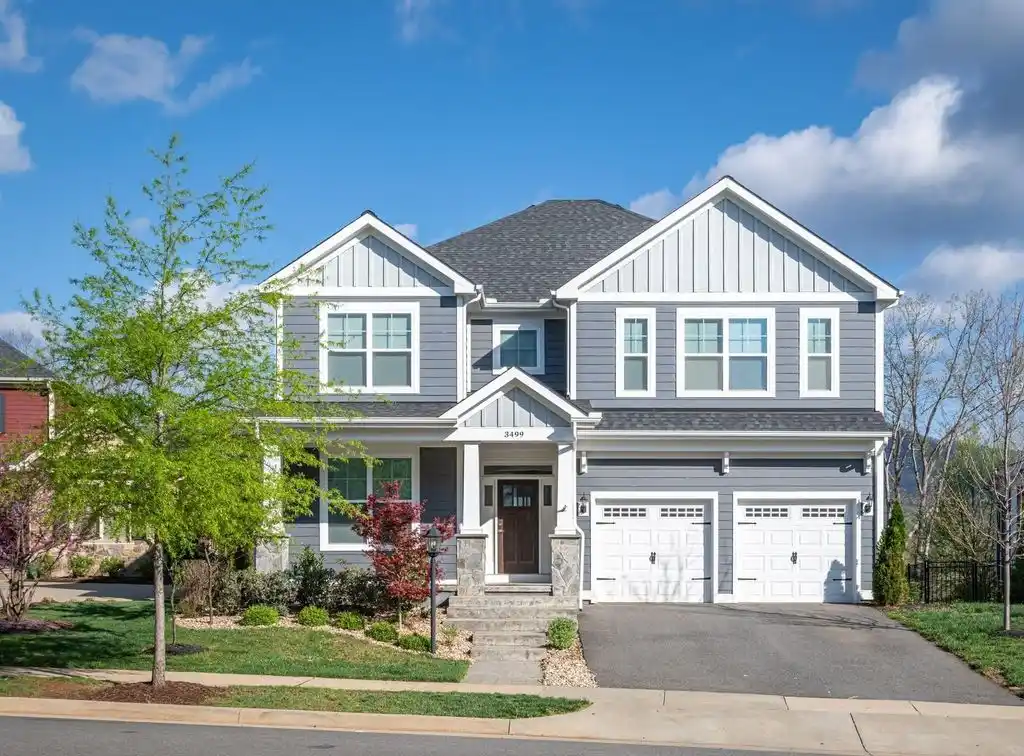 Move-in Ready View Home in the Heart of Everything