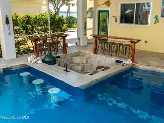 Stunning Private Oasis Estate