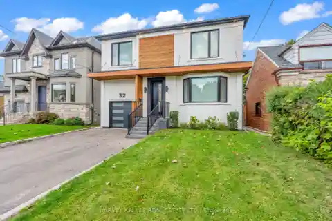 Comfort and Style in Sought-After Clanton Park