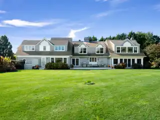 Six Bedroom Hamptons Summer Rental