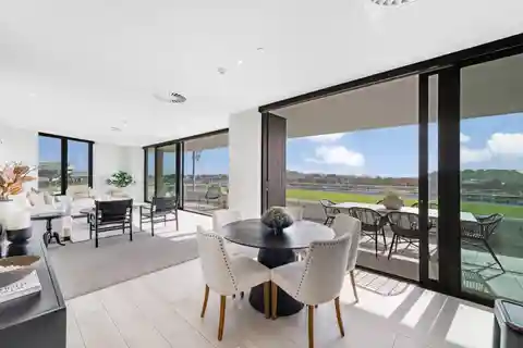 Iconic Residence in Prestigious Neighborhood
