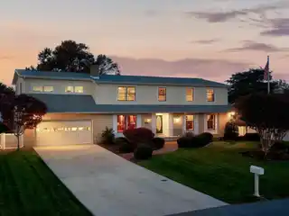 Coastal Retreat in the Sought-After Seabreeze Community