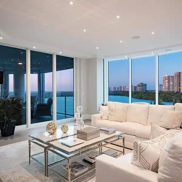 MASTERFULLY RENOVATED END-UNIT IN BAYPOINTE AT NAPLES CAY