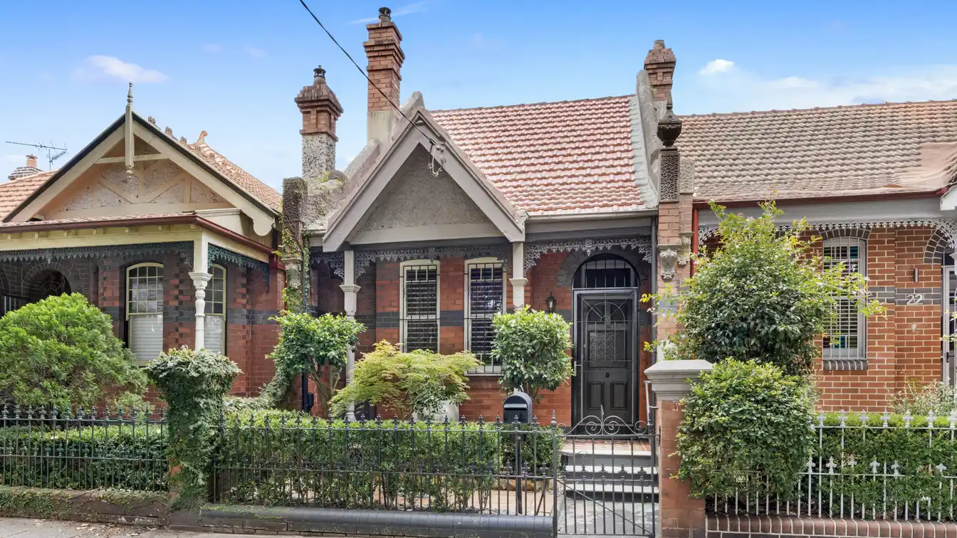 Stylish Living Behind a Gorgeous Character Façade