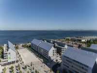 BRIGHT FOUR BEDROOM APARTMENT IN A VIBRANT LOCATION