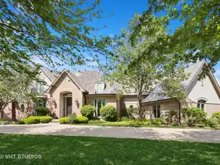 Stunning Residence in One of Oak Brooks Premier Subdivisions