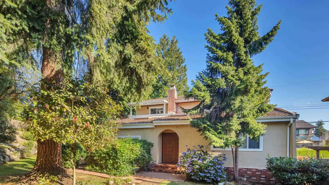 Three-level Home in the Heart of Arbutus Ridge