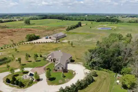 Private Victory Estate with Barn and Waterfall