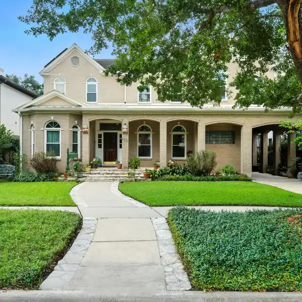 TIMELESS DESIGN WITH MODERN EFFICIENCY