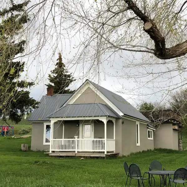 FIVE ACRES IN THE COVETED SOUTH VALLEY