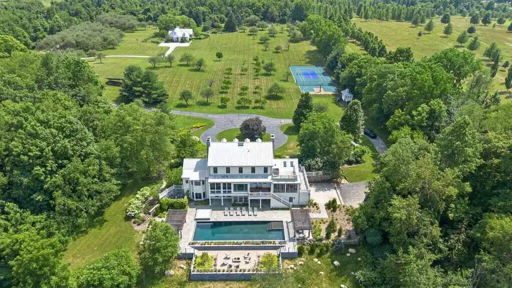 Extraordinary 27-acre Private Estate