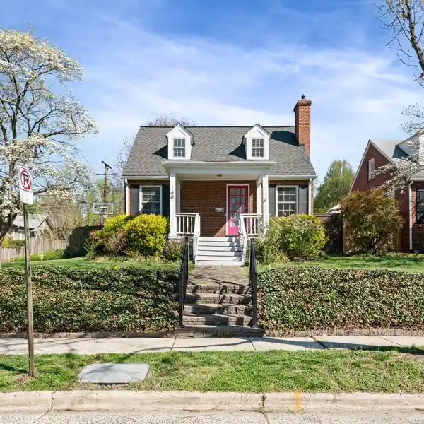 ELEGANT BRICK CAPE COD IN ROSEMONT