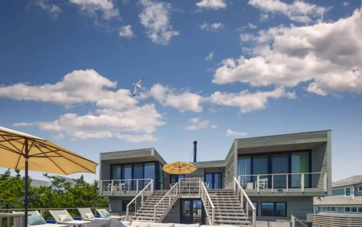 Glass-walled Retreat with Double Diamond Beach House