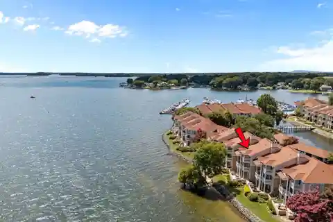 Beautifully Furnished Waterfront Condo