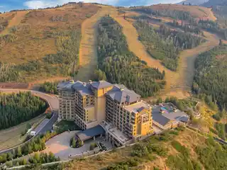 Slope-side Sophistication at St. Regis Deer Valley