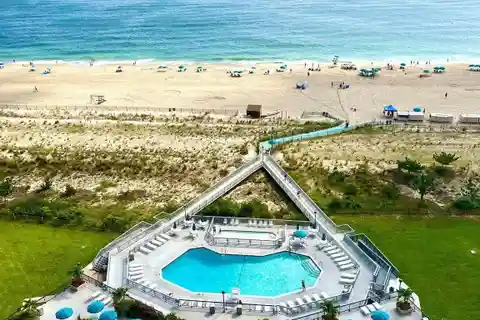 Lovely Oceanfront Condo