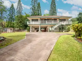 Well-Maintained Home in a Beautiful Country Setting