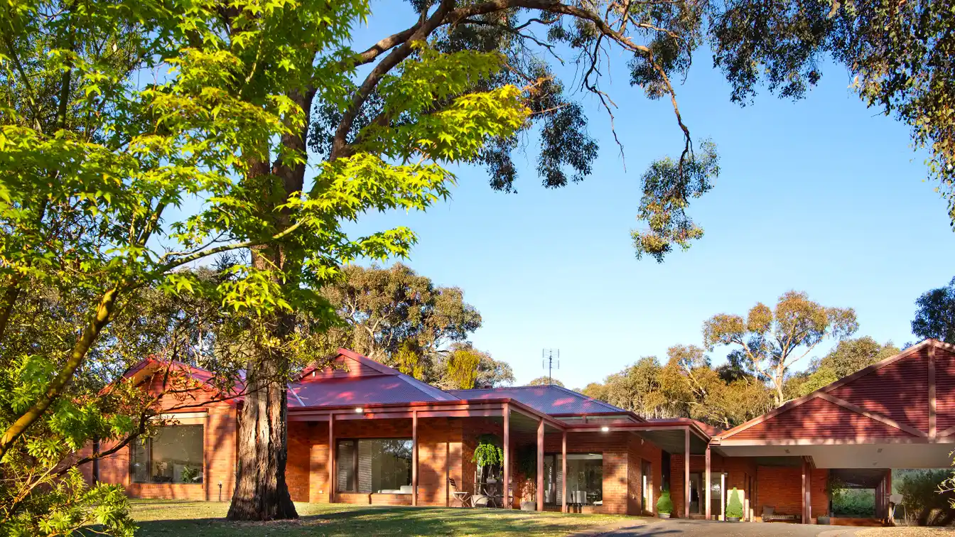An Architectural Statement on Ten Acres