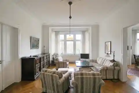 Beautiful Apartment with a View of the Countryside