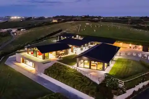 Commanding Real Estate