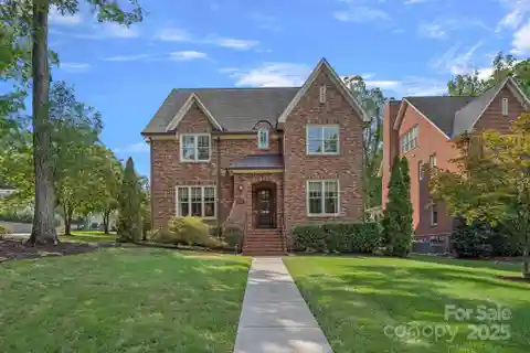 Exceptional Home in Cotswold