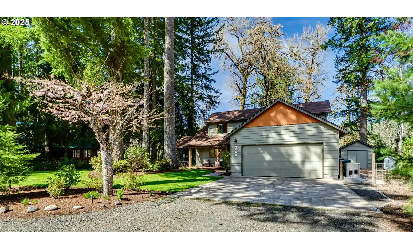Perfect Blend of Craftsmanship and Tranquility