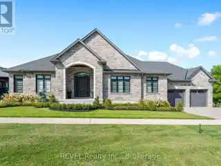 Stunning Custom-built Stone Bungalow