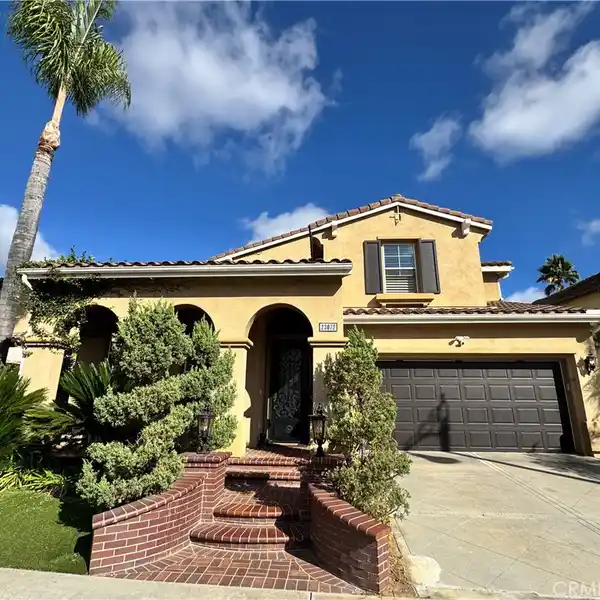 MEDITERRANEAN-INSPIRED LUXURY HOME WITH RESORT-STYLE BACKYARD OASIS