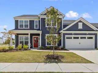 Move-In Ready Home in Beautiful Parkside Crossing