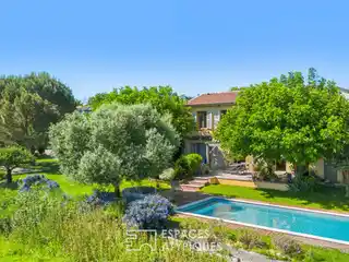 Completely Renovated Farmhouse in a Green Setting