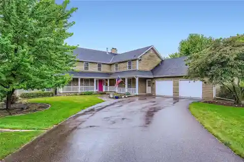 Prestigious Orono Home