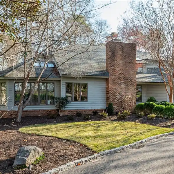 RENOVATED MID-CENTURY WITH STUNNING WATER FEATURE