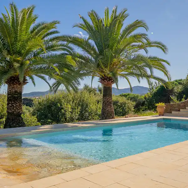 EXCEPTIONAL PROPERTY IN THE OLD VILLAGE OF GRIMAUD
