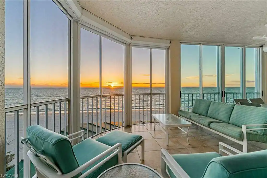 Beachfront End-unit in Coveted Barefoot Beach Club