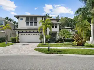 Designer-curated Home Perfect for Entertaining