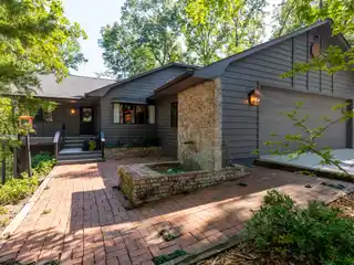 Rustic Charm Meets Modern Sophistication