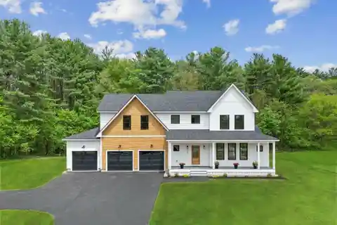 Impressive Craftsmanship and Modern Open Layout